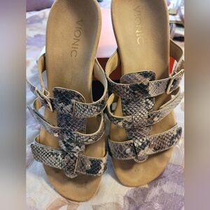 Vionic Radia Women's Sandals Shoes Size 8 Snakeskin